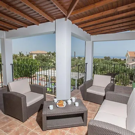 Akefalo - Beautiful 3 Bedroom With Private Pool * Протарас