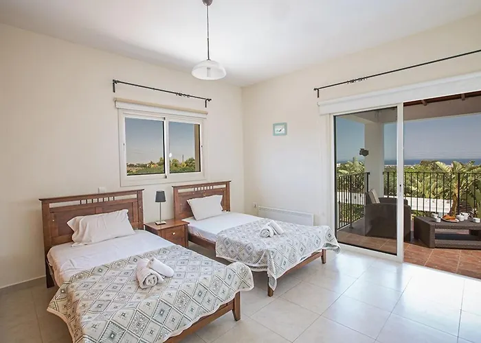 Βίλα Akefalo - Beautiful 3 Bedroom With Private Pool Πρωταράς
